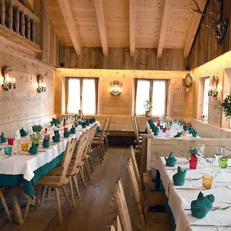 Jaegerhaus Agriturismo Cortina dʼAmpezzo Exteriör bild